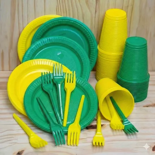 Kit Descartáveis Econômico Prato, Garfo E Guardanapo 200pçs Copa Do Mundo
